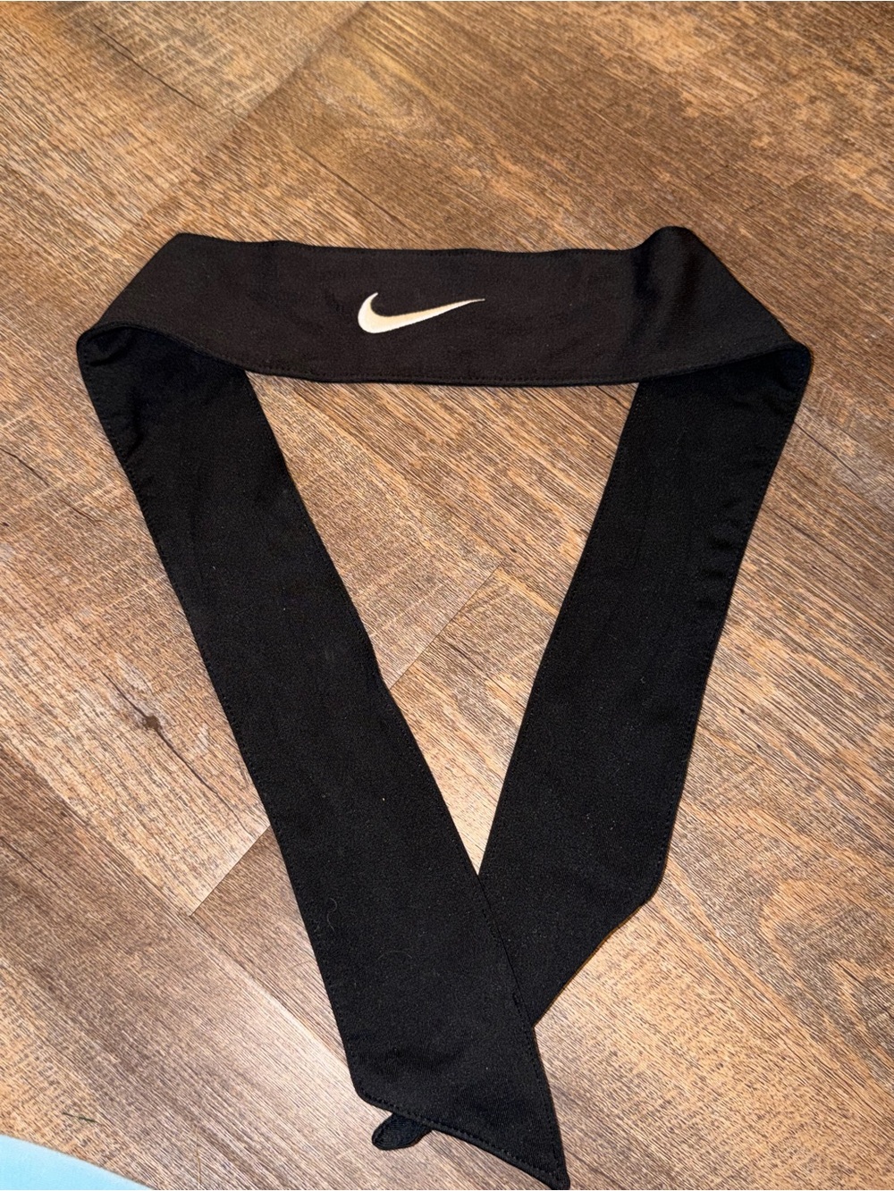 Nike Headband Set in Navy, Black, White - Picture 2 of 4
